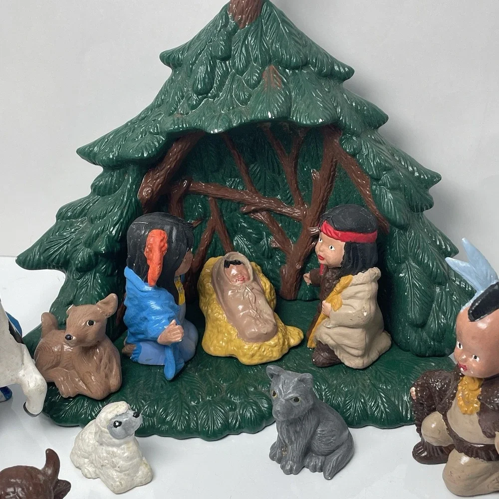 Native American Kimple‎ Nativity Set Hand painted With Woodland Cloche 15 Pieces